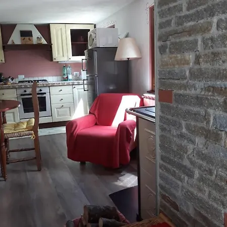 Casa All'alpe Apartament *